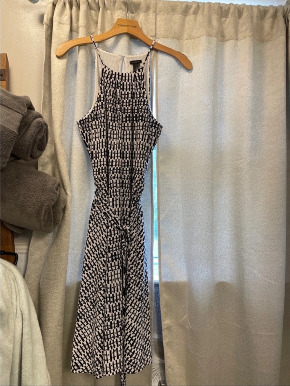 Ann Taylor Black and White Midi Dress with Tie Waist